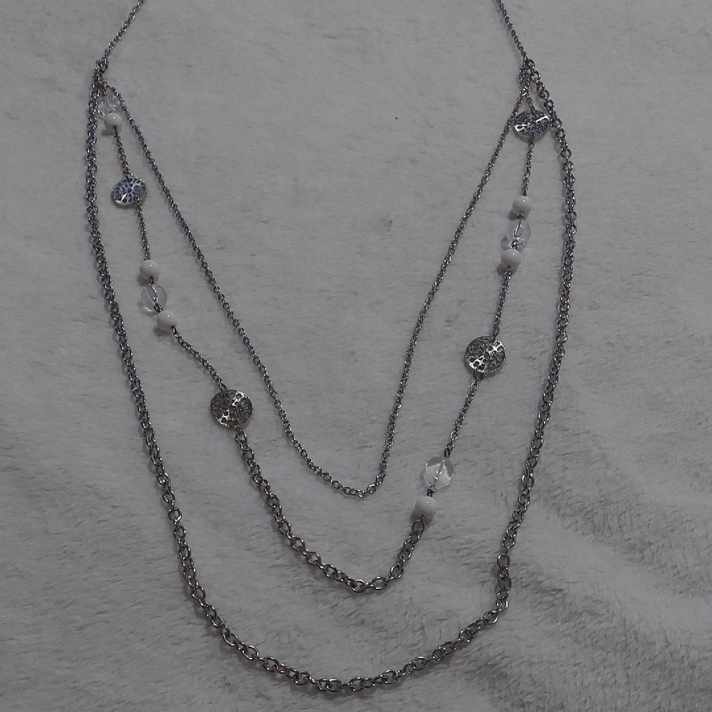 6/$10 Paparazzi Silver Multi-Layer Necklace